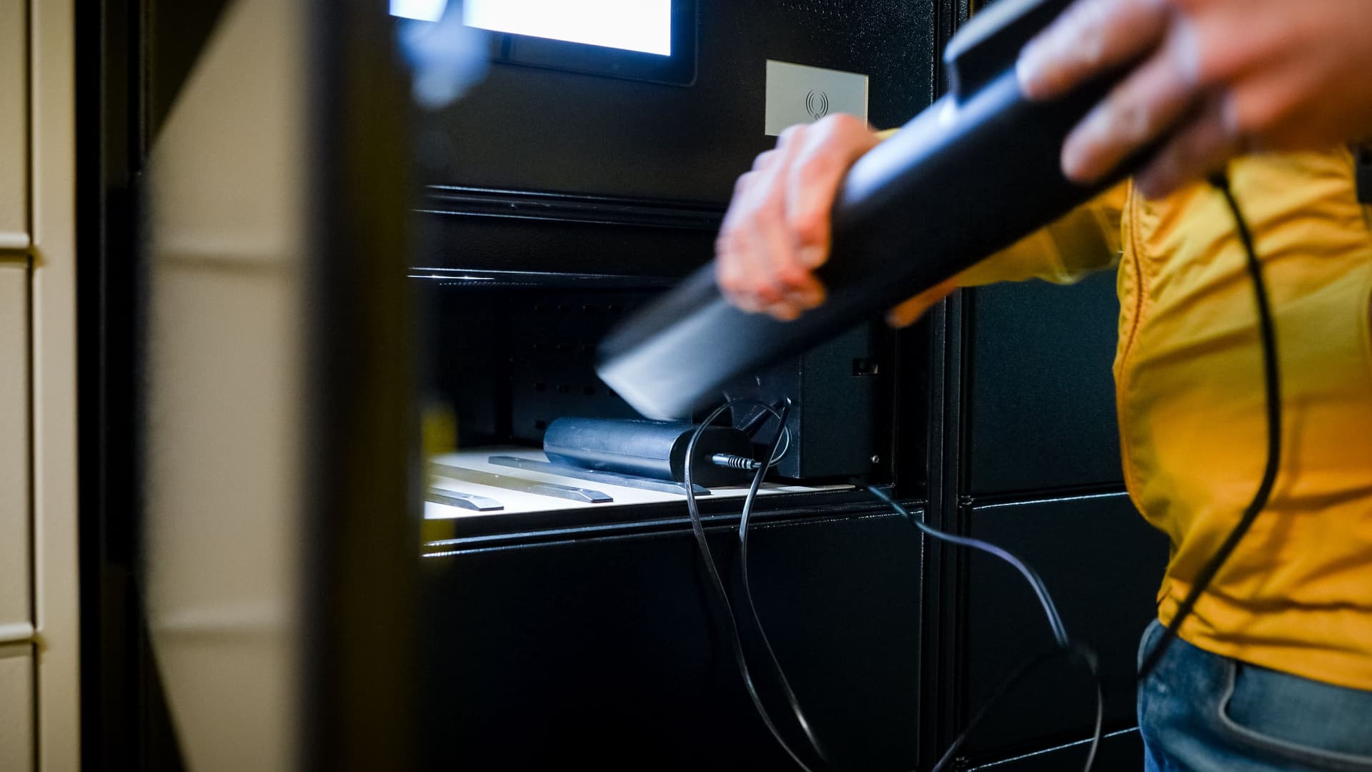 Smart Charging Lockers to Launch in UK as Offices, Landlords and Transport Operators Tighten E-Bike Battery Rules